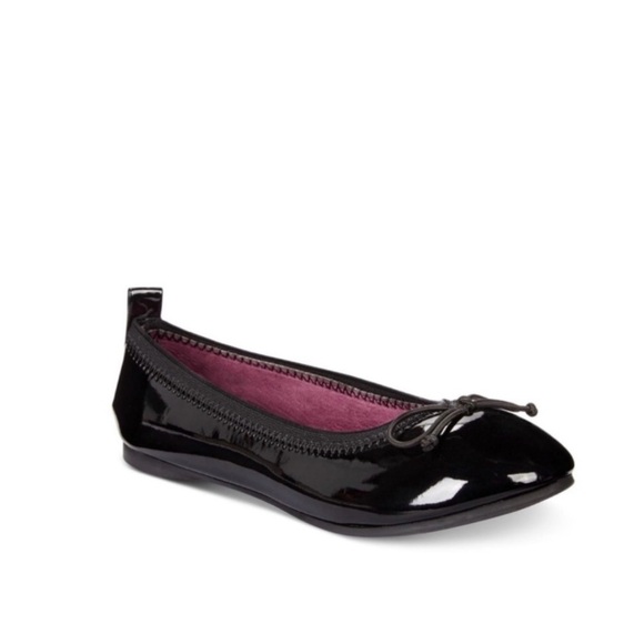 👧 NWT cute girl flats 👧 - Picture 1 of 4